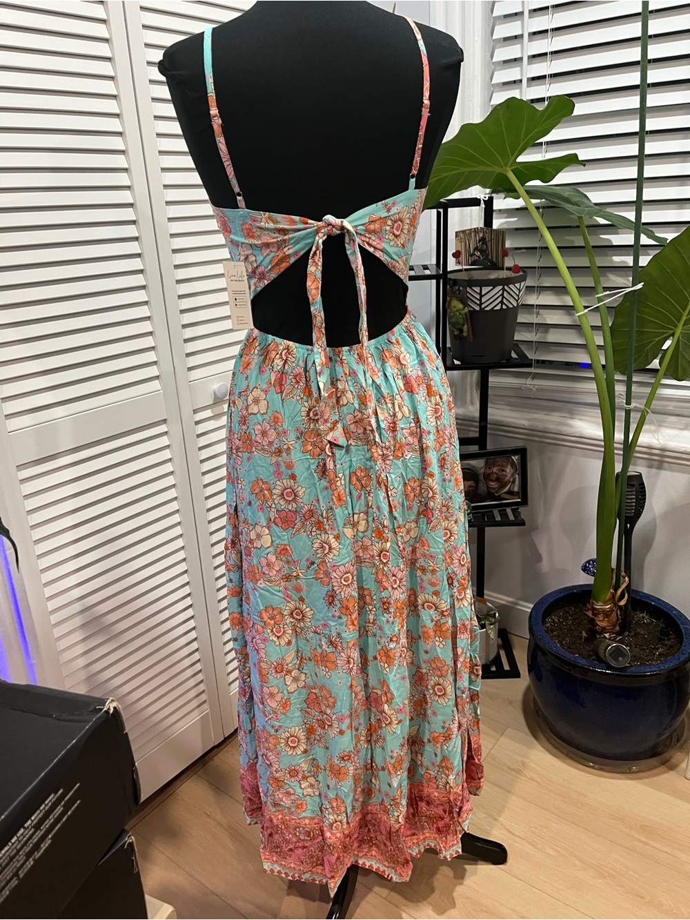 Cupshe Aqua Floral Twist-Front Maxi Dress with Coral Accents - Picture 3 of 7